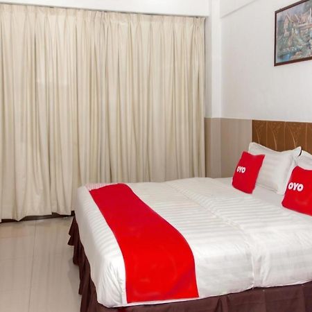 Oyo 89851 Leila Hotel SDK Exterior foto
